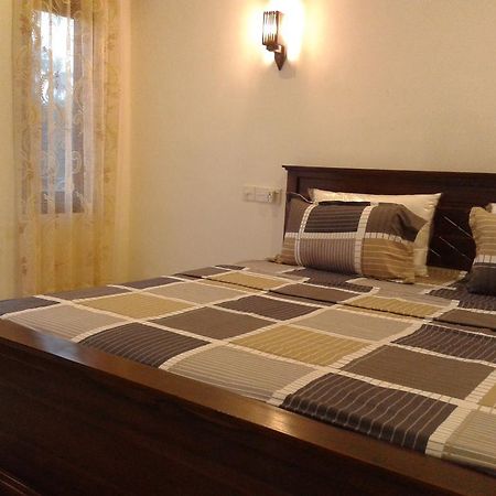 Kaween Homestay Велигама Экстерьер фото