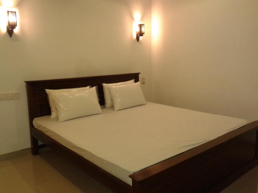 Kaween Homestay Велигама Номер фото